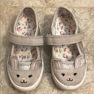 Carter’s, little girl grey bunny shoes, size 10